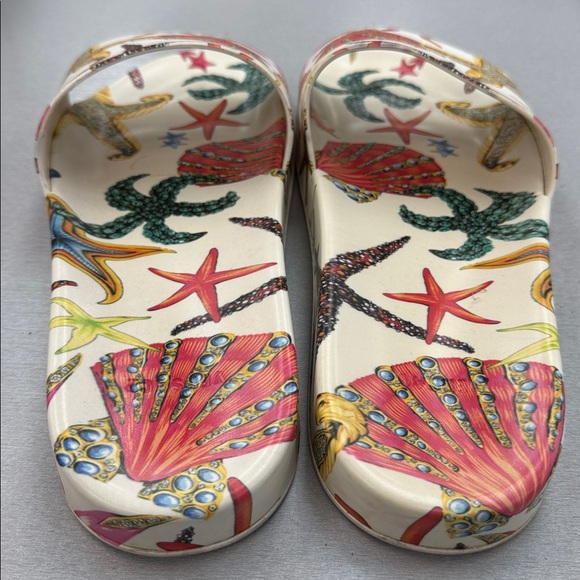Versace Multicolor Starfish and Shell Sandals - Picture 2 of 6